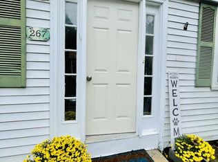 267 Rodman St FLOOR 2, Wakefield, RI 02879