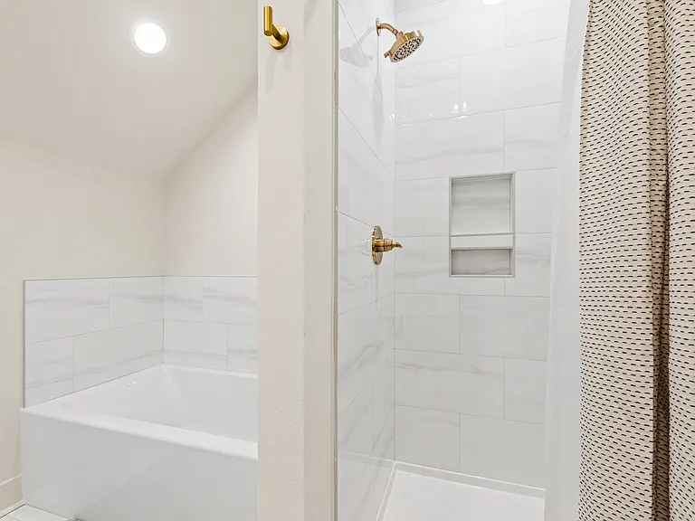 220 Steiner Oaks Rd — Photo 11
