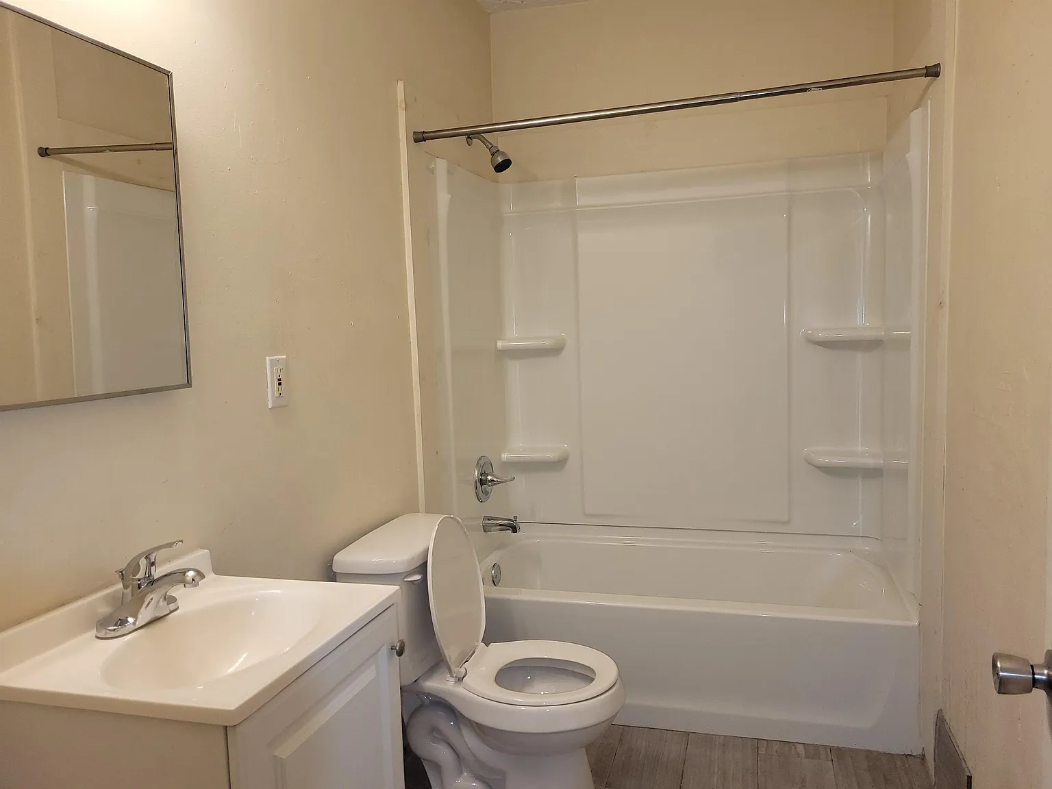 1624 Chapman Avenue Southwest - B5 — Photo 2