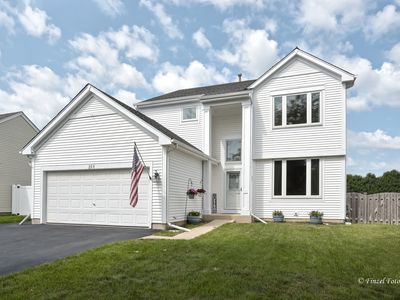 211 Ferryville Dr, Lake In The Hills, IL, 60156