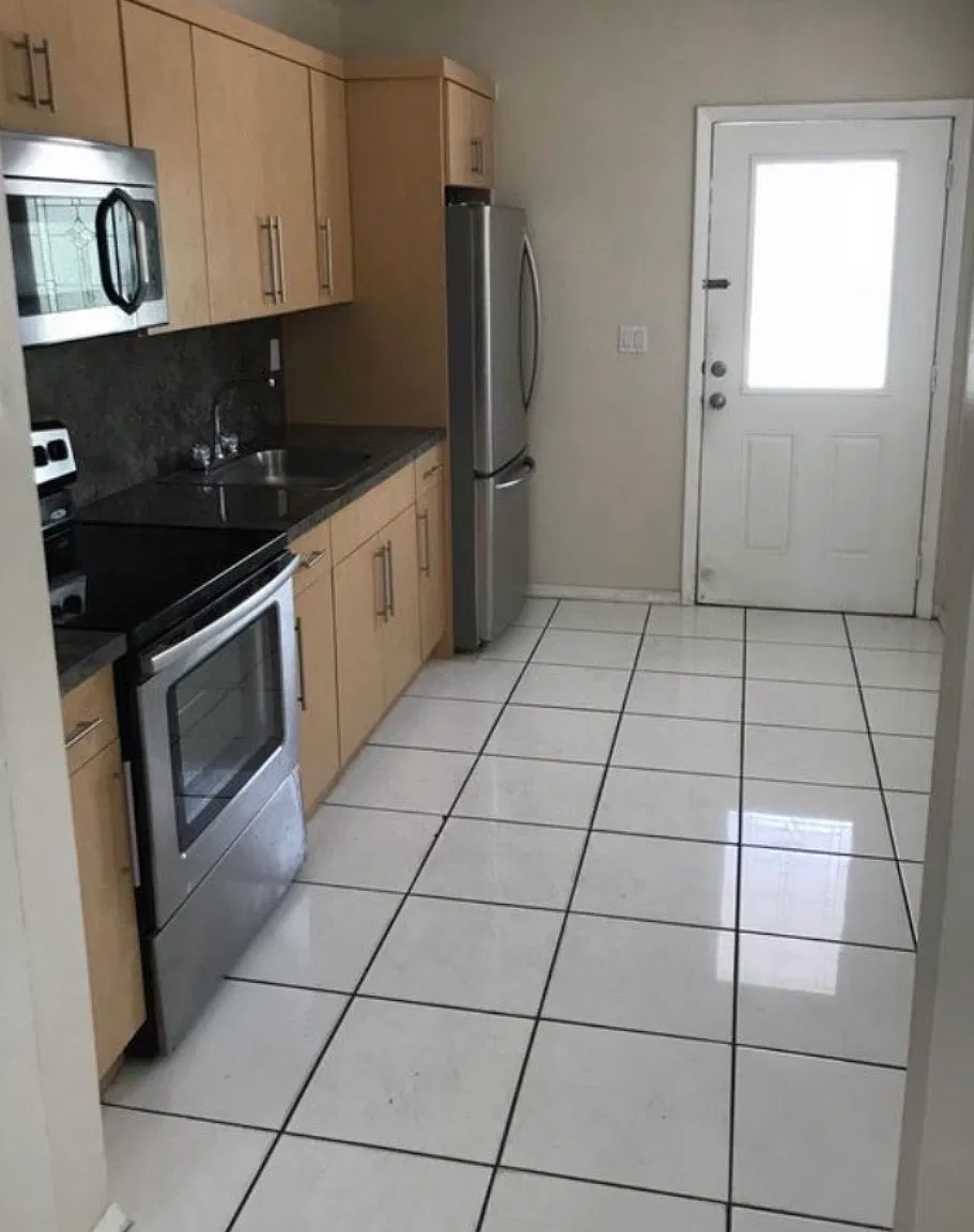 2 bed, 1500 sqft, $2,500 — Photo 2