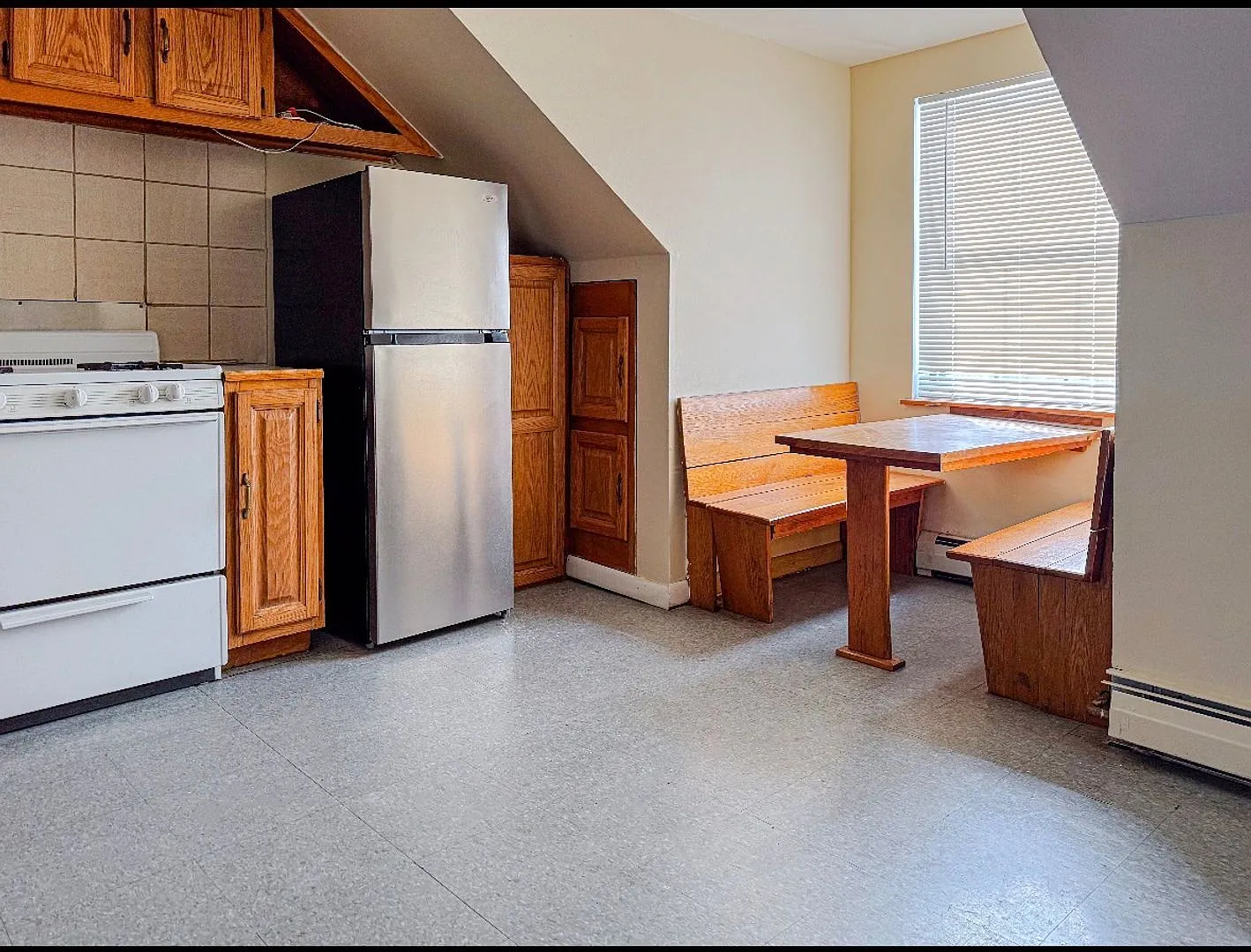 Charming 1br Townhome In Quite Country Setting (Heat Included) — Photo 3