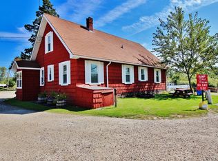 25315 W Old Grass Lake Rd, Antioch, IL 60002