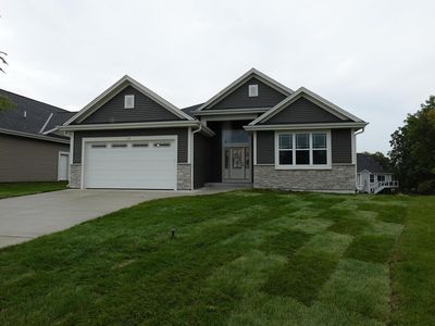 1130 Oxbow COURT, Pewaukee, WI, 53072