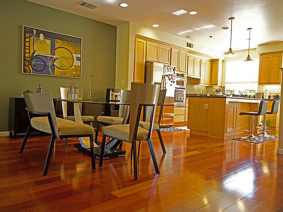 Dinning & Kitchen (Not furnished)