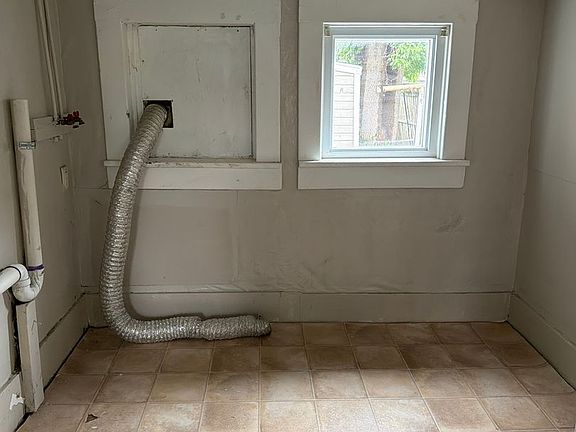 5th image of 527 C St