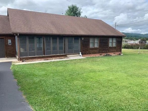 150 Myers Moon Rd, Monterey, VA 24465