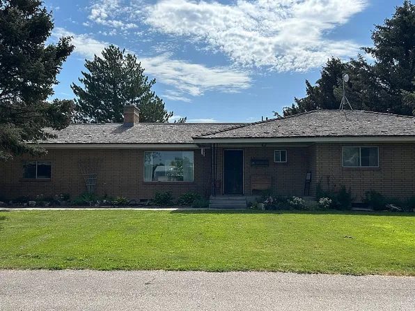 939 S 45th E, Ammon, ID 83401