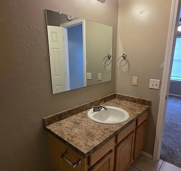 1716 W Palm Pl — Photo 24