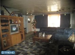 6217 Langdon St, Philadelphia, PA 19111