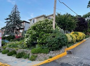 424 Oak St FLOOR 2, Ridgefield, NJ 07657