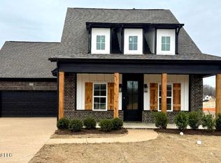 731 Wells Dr, Hernando, MS 38632