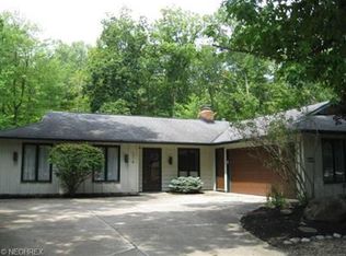 5278 Mills Creek Ln, North Ridgeville, OH 44039