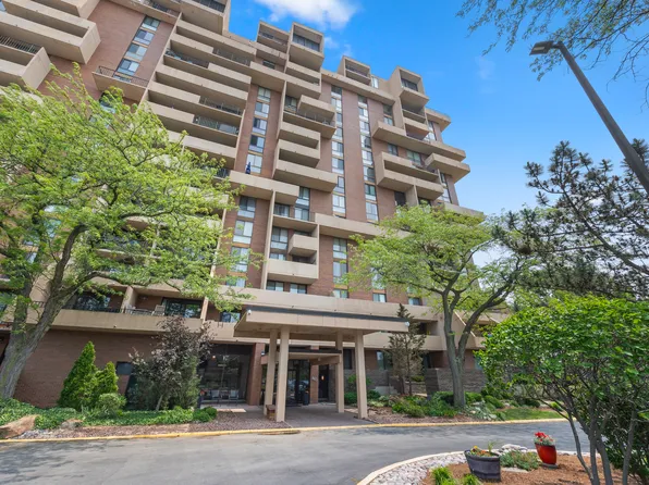 465 W Dominion Dr Unit 1208, Wood Dale, IL 60191