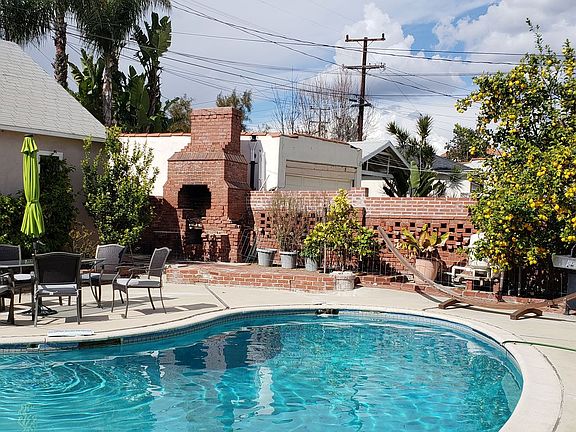 2nd image of 5023 Chesley Ave