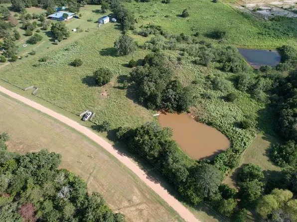 1142 Private Road 7039, Lexington, TX 78947