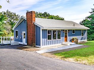 26 Hamlin Rd, Falmouth, ME 04105