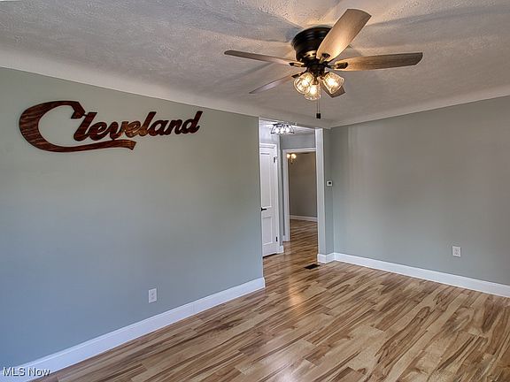 5th image of 4407 Grantwood Dr