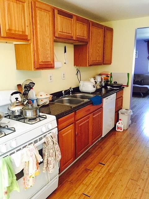 2nd image of 1740 6th St