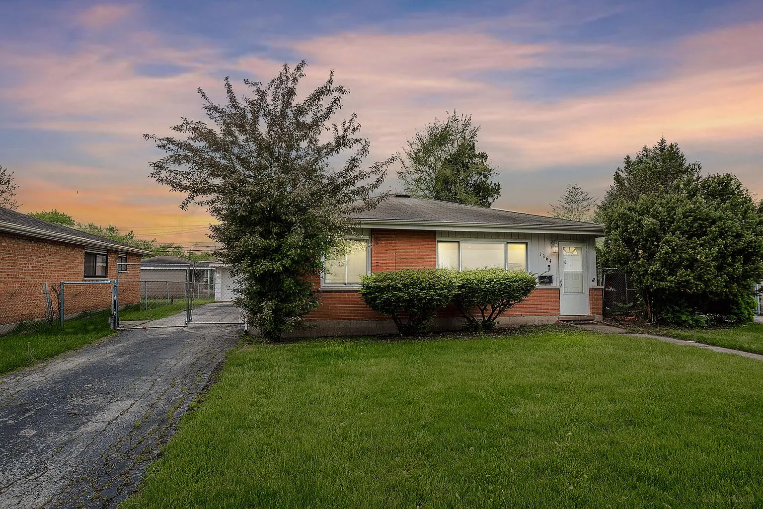 1364 Imperial Ave photo 1