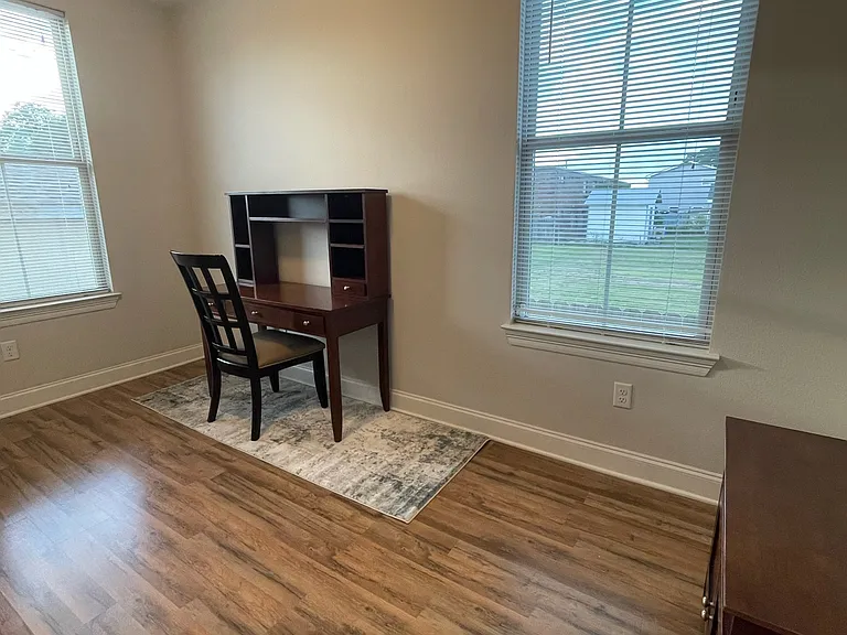 1528 Orpheum Ave #A — Photo 46