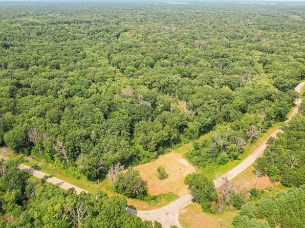 W6946 9th Ave, Necedah, WI 54646