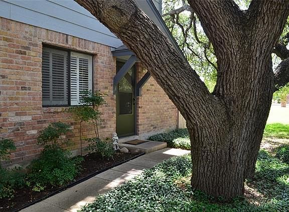 2nd image of 1411 Gracy Farms Ln APT 79