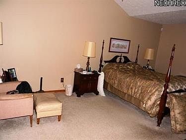 4th image of 916 Crosswyck Cir