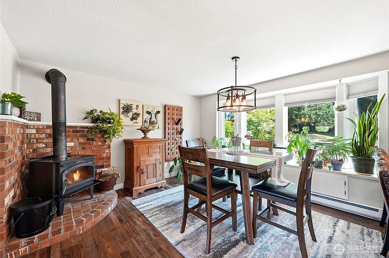 4th image of 7229 65th Avenue SE