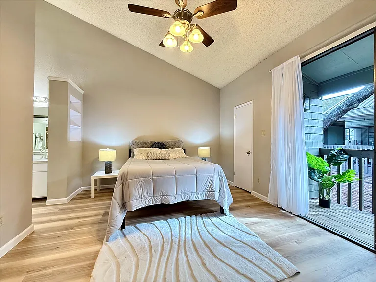 7122 Wood Hollow Dr #106 — Photo 13