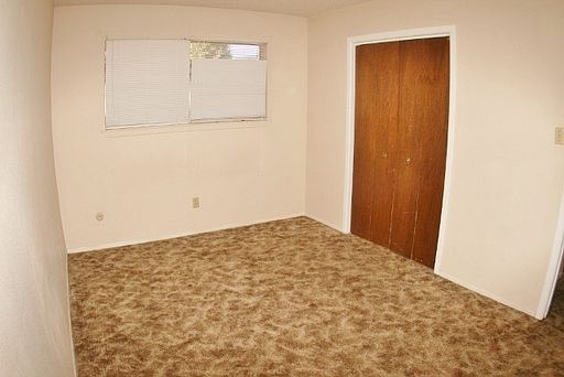 5th image of 1928 W 21st St APT 12