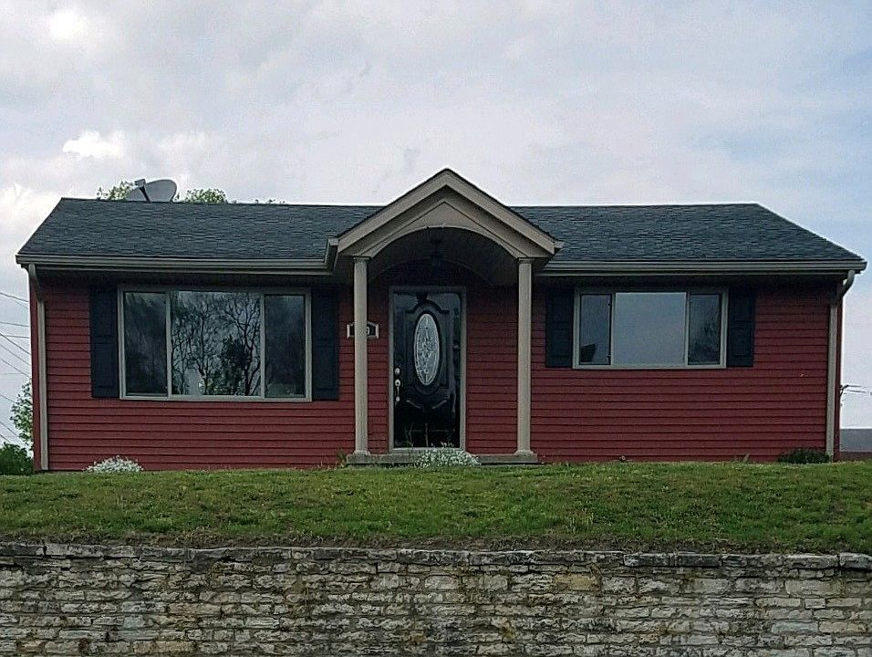 1st image of 169 E 4th St
