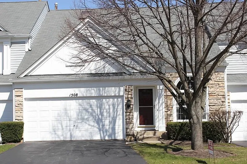 1508 Diamond Dr photo 1