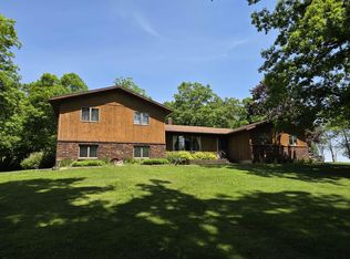 24155 115th St, Cresco, IA 52136