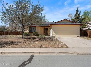 465 Stampmill Dr, Wadsworth, NV