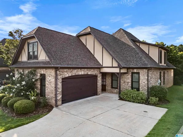 2085 Arbor Hill Pkwy, Hoover, AL 35244