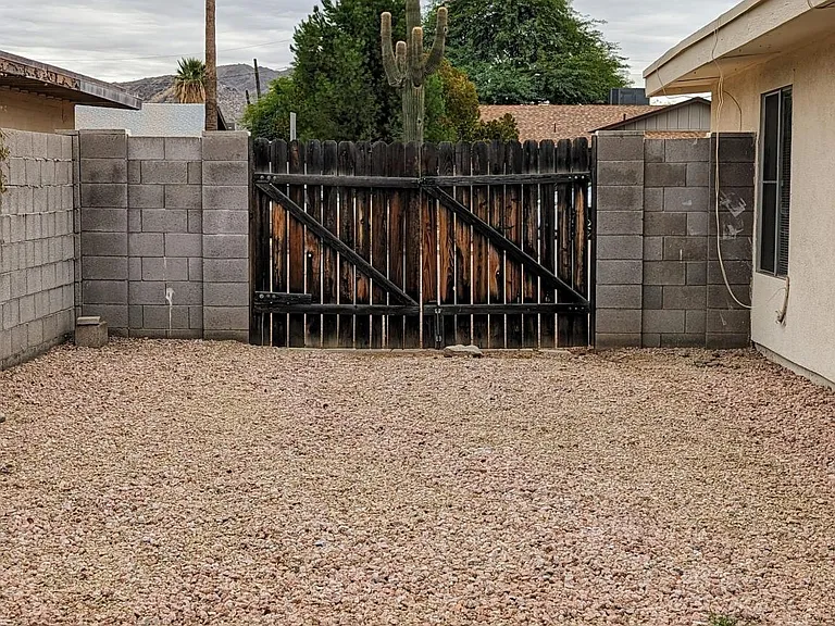 3944 E Desert Cove Ave — Photo 20