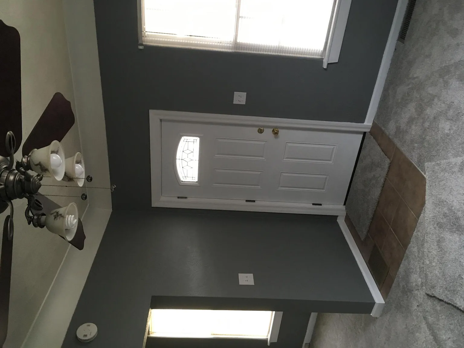 715 W Madison Ave photo 1