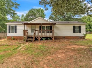 205 Chevy Chase Blvd, Pelzer, SC 29669