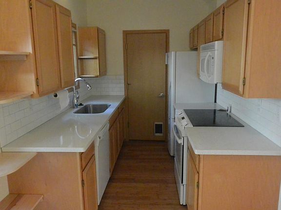 4th image of 10740 Stone Ave N