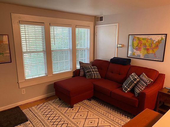 3rd image of 304F Duncan Ave Unit 304-F