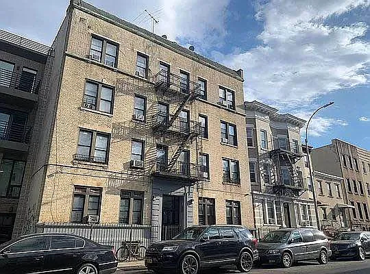 Rented by Corcoran | media 16