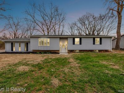 12294 S Dixie Hwy, La Salle, MI, 48145