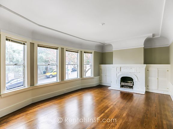 3rd image of 1309 Cole St