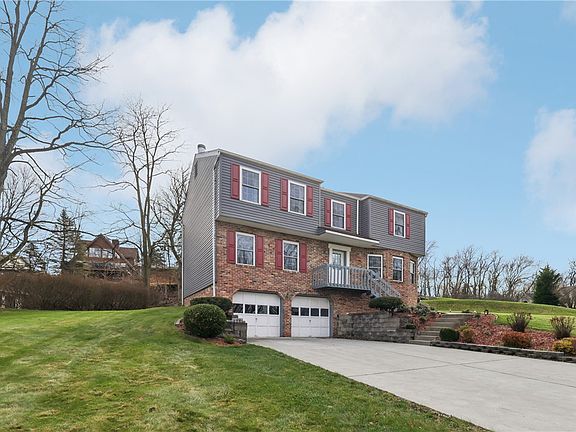 3rd image of 11006 Hunters Woods Ln