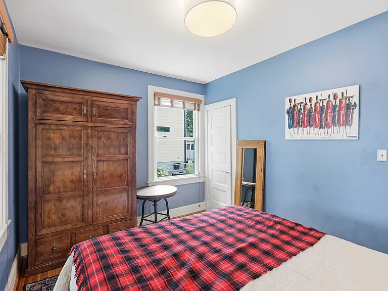 1008 Shepherd St NE — Photo 11