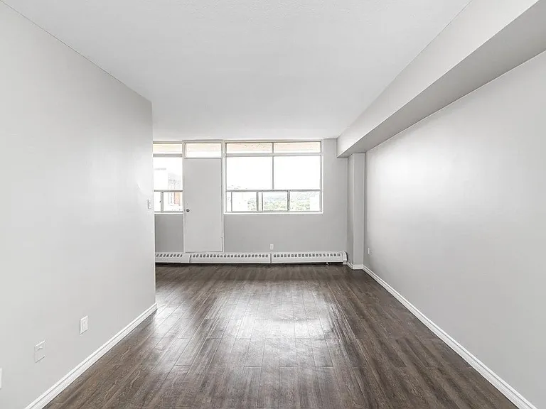 12 Mountain Ave N — Photo 6