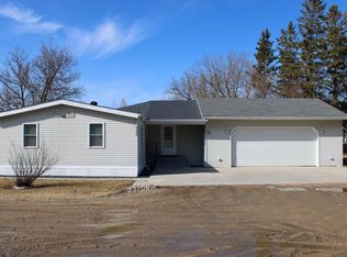 735 1st St S, Middle River, MN 56737