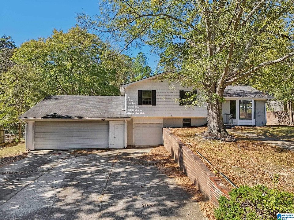 1st image of 8400 Country Cir