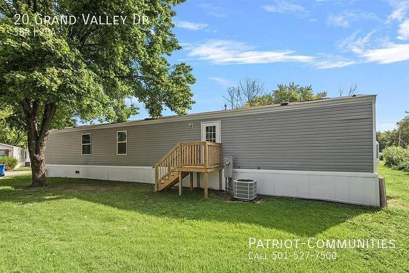 3 bed, 924 sqft, $1,050 — Photo 4